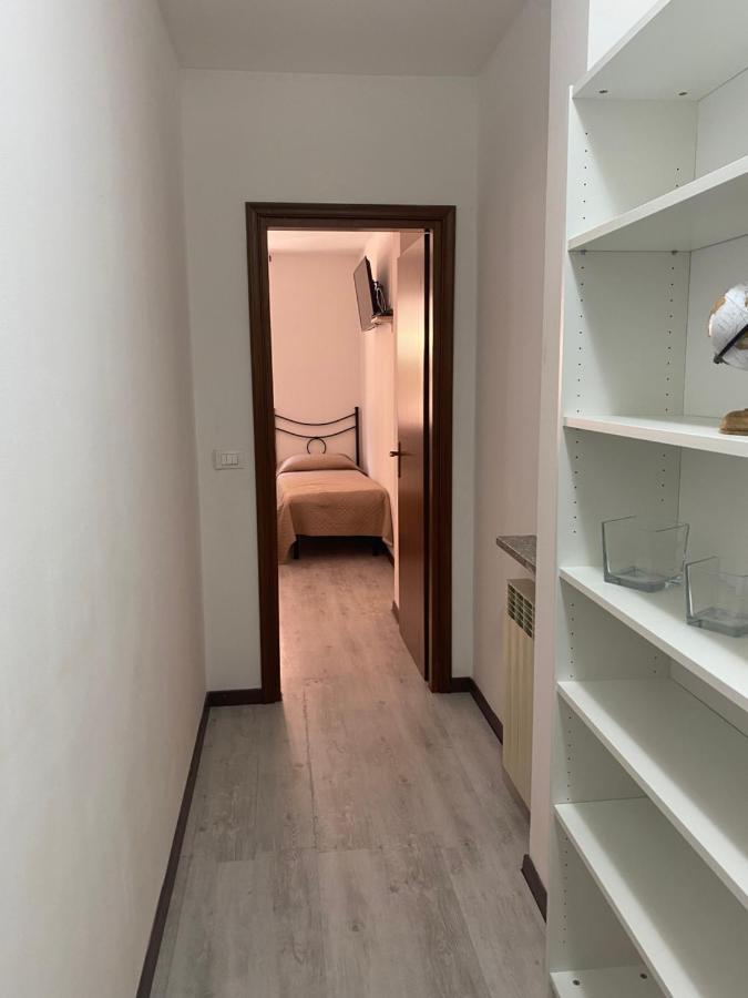 Your Home Outlet 4 세라발레스크리비아 외부 사진