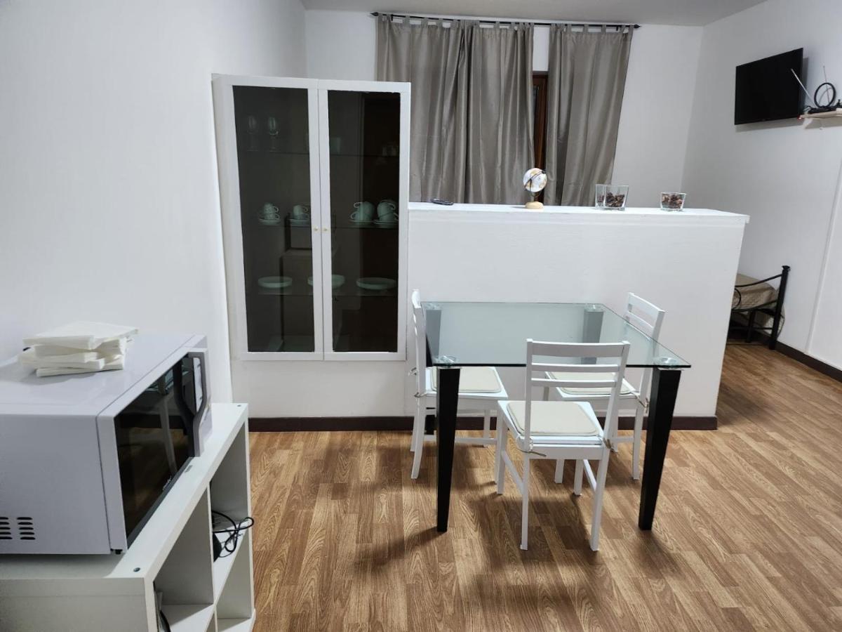 Your Home Outlet 4 세라발레스크리비아 외부 사진